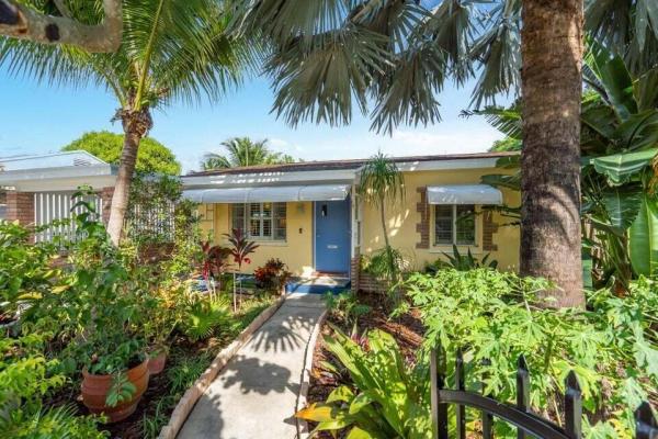 Lake Worth Town, 1022 N K St, Lake Worth Beach, Florida 33460, image 1