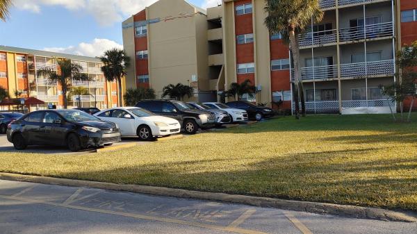 Royal Point, 3710 NW 21st St #106, Lauderdale Lakes, Florida 33311, image 1