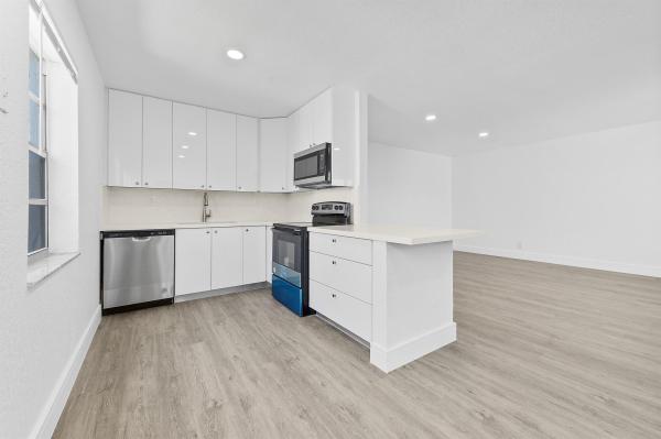 Normandy At Kings Point, 124 Normandy C, Delray Beach, Florida 33484, image 1