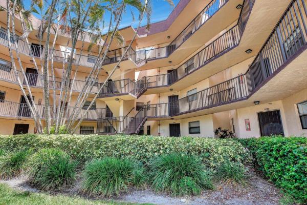 Plantation Club, 6855 W Broward Blvd #406, Plantation, Florida 33317, image 1