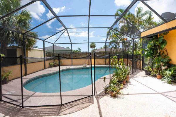 Hidden Oaks, 2573 SW Savona Blvd, Port St. Lucie, Florida 34953, image 1