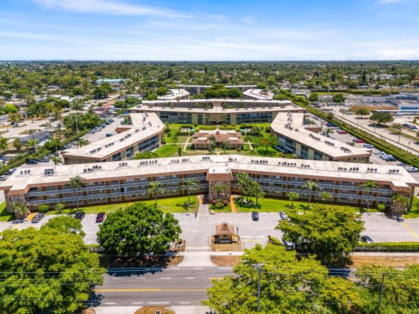 Village Green 1, 500 Village Green Cir #311, Palm Springs, Florida 33461, image 1