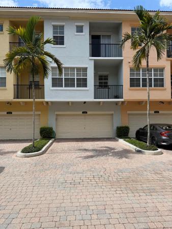 Harbour Oaks, 2540 Gardens Pkwy, Palm Beach Gardens, Florida 33410, image 1