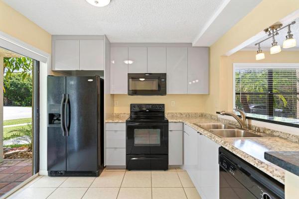 3275 Frederick 15d Blvd #15 D, Delray Beach, Florida 33483, image 1
