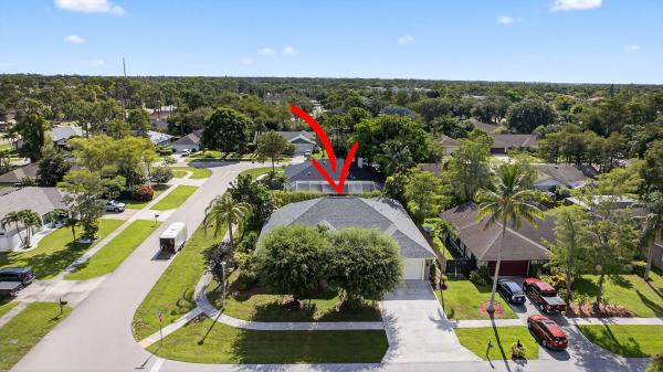 Sugar Pond Manor, 1500 Firethorn Dr, Wellington, Florida 33414, image 1