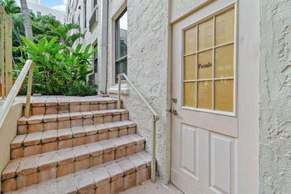 235 Sunrise Ave #1050, Palm Beach, Florida 33480, image 1