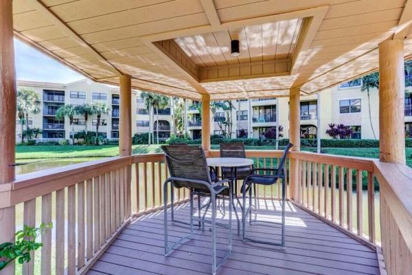 Uno Lago, 700 Uno Lago Dr #402, Juno Beach, Florida 33408, image 2