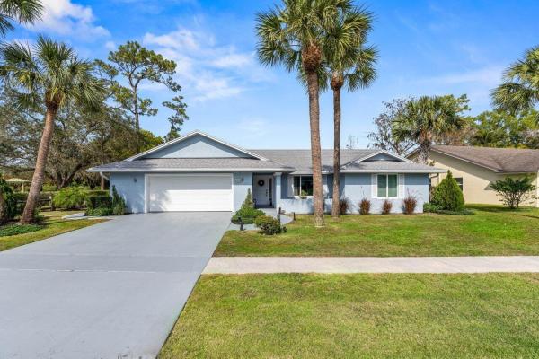 Sugar Pond Manor, 847 Foresteria Ave, Wellington, Florida 33414, image 1