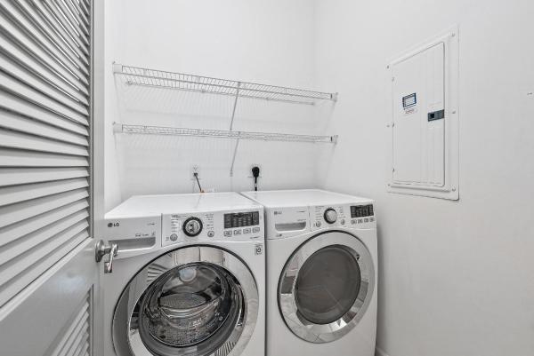 Metropolitan, 403 S Sapodilla Ave #110, West Palm Beach, Florida 33401, image 2