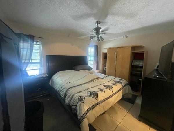 Cam Estates, 1186 Camprock Rd, West Palm Beach, Florida 33417, image 3