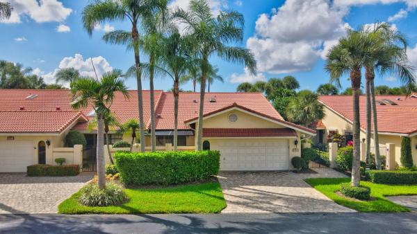 Villas On The Green, 574 Emerald Way, Deerfield Beach, Florida 33442, image 1