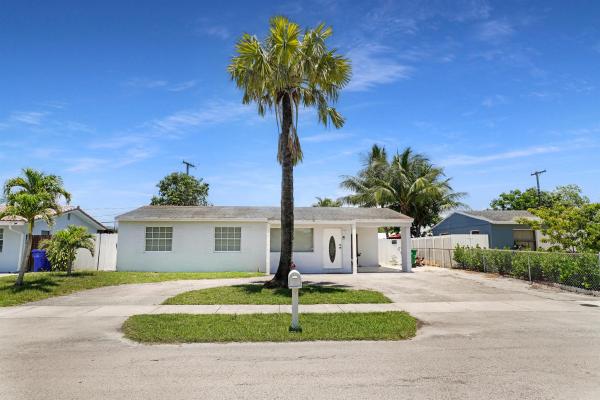 Broadview Park, 1395 SW 46th Th Ave, Fort Lauderdale, Florida 33317, image 1