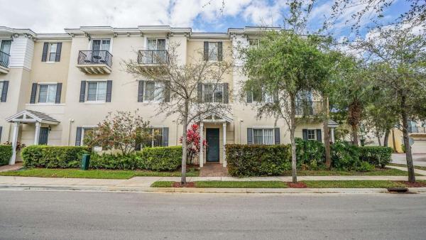 Vistazo At Boca Raton, 3833 NW 5th Ter, Boca Raton, Florida 33431, image 1