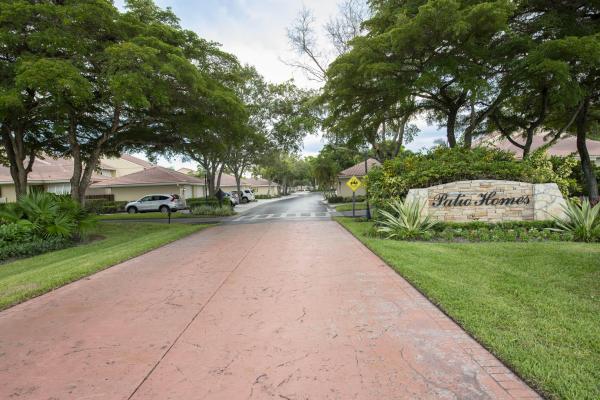 Patio Homes, 293 Old Meadow Way, Palm Beach Gardens, Florida 33418, image 1