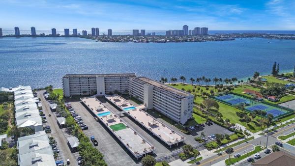 Lake Harbour Towers East, 801 Lake Shore Dr #204, Lake Park, Florida 33403, image 1