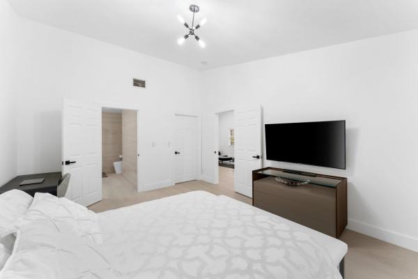Emerald Pointe, 7737 Silver Lake Dr, Delray Beach, Florida 33446, image 2