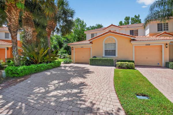 7271 Briella Dr, Boynton Beach, Florida 33437, image 1