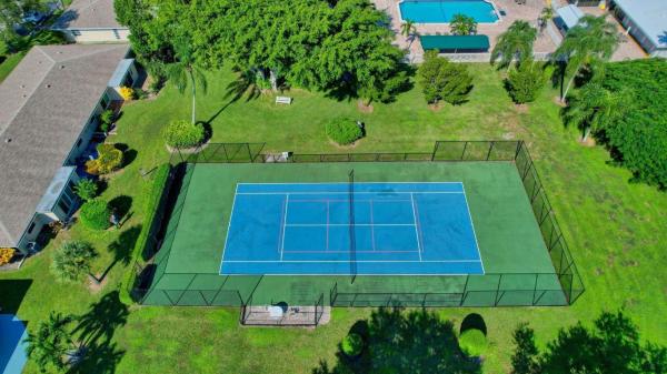 Boca Lakes, 8644 Boca Dr, Boca Raton, Florida 33433, image 1