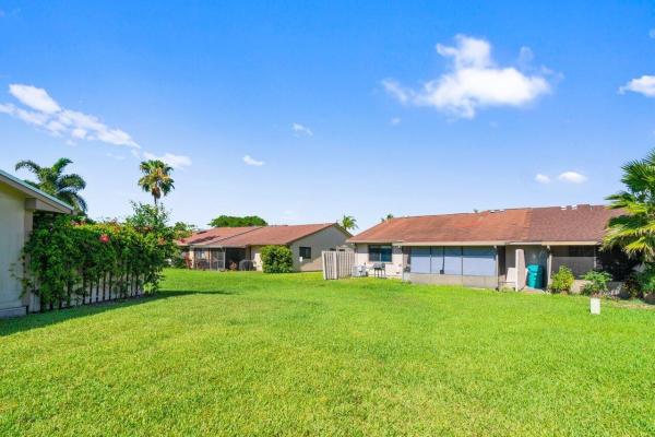 Boynton Lakes 3, 18 Winchmore Ln, Boynton Beach, Florida 33426, image 1