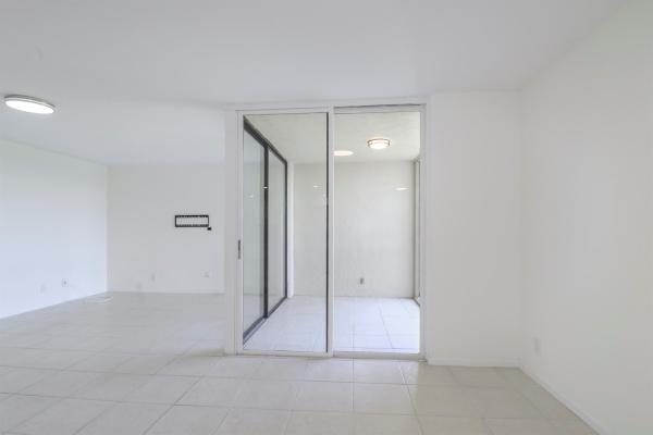 Lavers Resort & Racquet Club, 955 Egret Cir #407, Delray Beach, Florida 33444, image 1