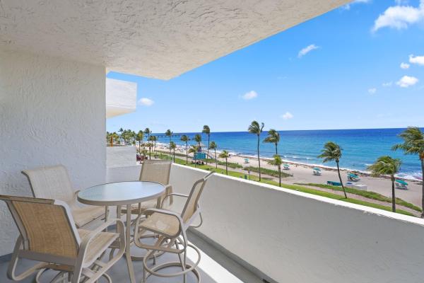 The Beach House, 330 SE 20th Ave #413, Deerfield Beach, Florida 33441, image 1