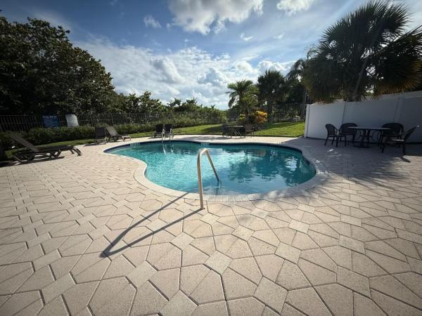 3238 Casseekey Island Rd #25, Jupiter, Florida 33477, image 2