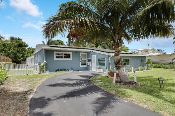 Palm Beach Square, 9277 Bloomfield Dr, Palm Beach Gardens, Florida 33410, image 1