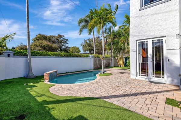 Pulani Villas, 1106 SE 4th Ave, Fort Lauderdale, Florida 33316, image 1