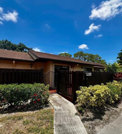 Pine Ridge North 2, 615 Sea Pine Way #E, Greenacres, Florida 33415, image 1