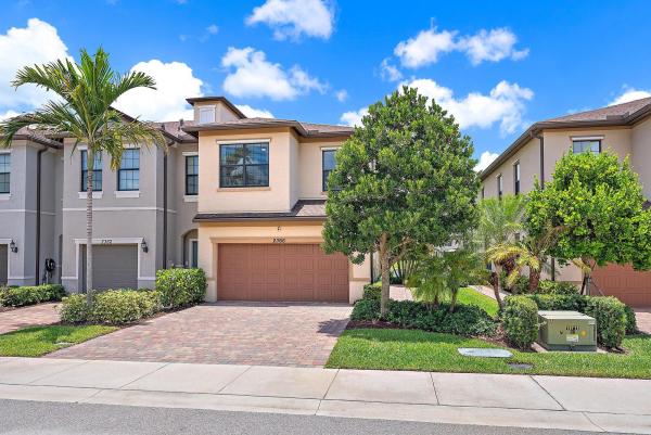 Preston Square, 2366 Byron Street St, Palm Springs, Florida 33406, image 1