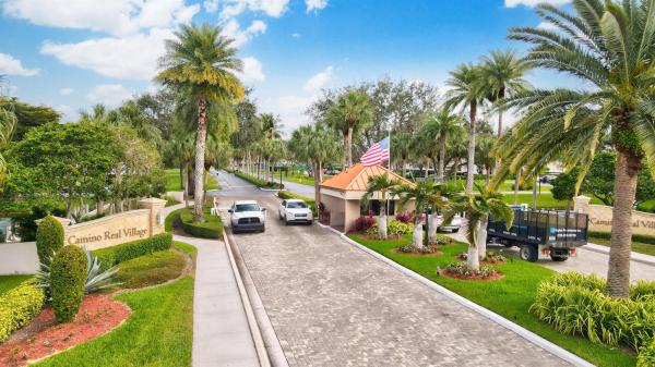 Camino Real Village, 5749 Camino Del Sol #404, Boca Raton, Florida 33433, image 1