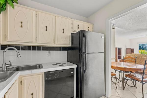 Coastal House Of Pompano Beach, 424 N Riverside Dr #306, Pompano Beach, Florida 33062, image 1