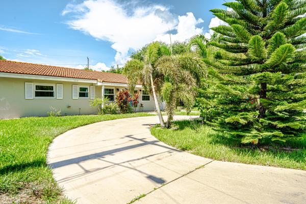 450 NE 38th St, Boca Raton, Florida 33431, image 2
