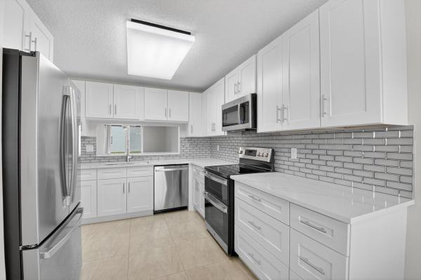 Watersedge At Lakes Of Delray, 5574 Witney Dr #104, Delray Beach, Florida 33484, image 1