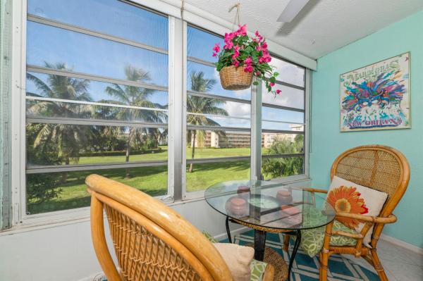 Village Royale Greenhaven, 230 NE 26th Ave #213, Boynton Beach, Florida 33435, image 1