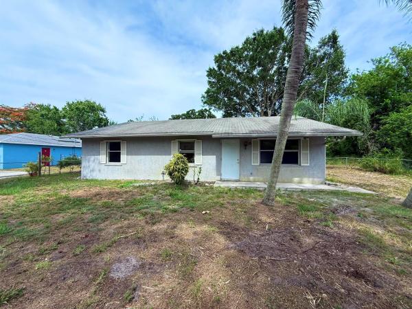 San Lucie Plaza, 2564 Navajo Ave, Fort Pierce, Florida 34946, image 1