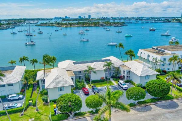 Sugar Sands, 1071 Sugar Sands Blvd #8, Riviera Beach, Florida 33404, image 1