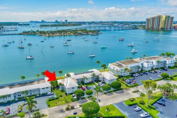 Sugar Sands, 1071 Sugar Sands Blvd #8, Riviera Beach, Florida 33404, image 1