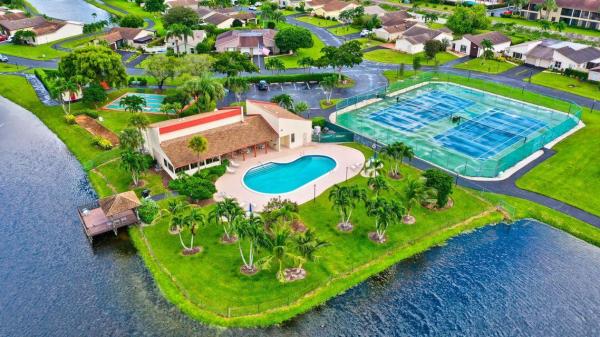 Mirror Lakes, 5136 Mirror Lakes Blvd, Boynton Beach, Florida 33472, image 1