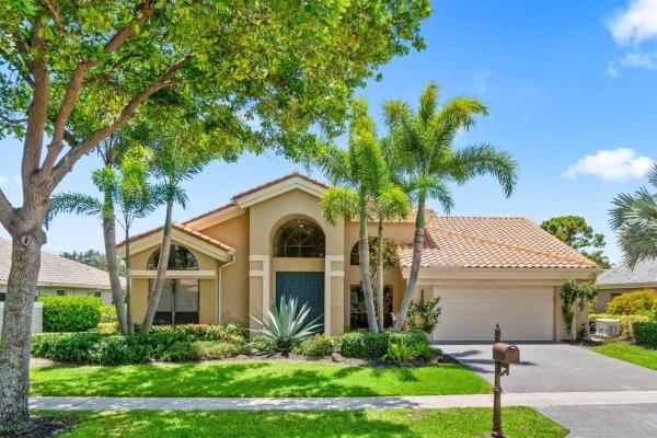 Colonnade At Glen Oaks, 2700 NW 49th St, Boca Raton, Florida 33434, image 1