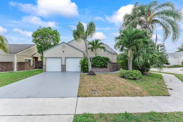 Trends At Boca Raton, 23157 Old Inlet Bridge Dr, Boca Raton, Florida 33433, image 1