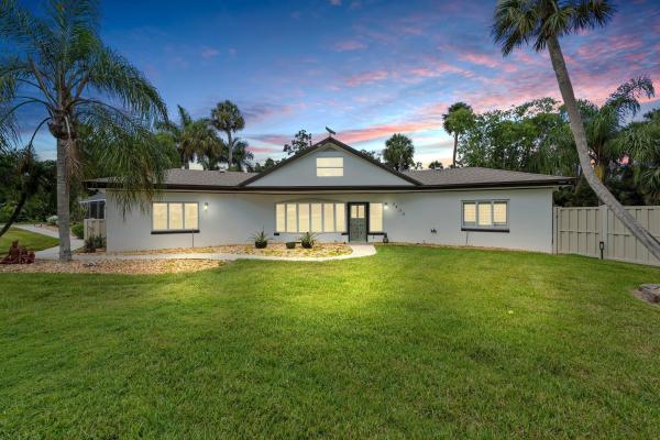 Riverdale Yacht Club Estates, 1400 Parkland Blvd, Fort Pierce, Florida 34982, image 1