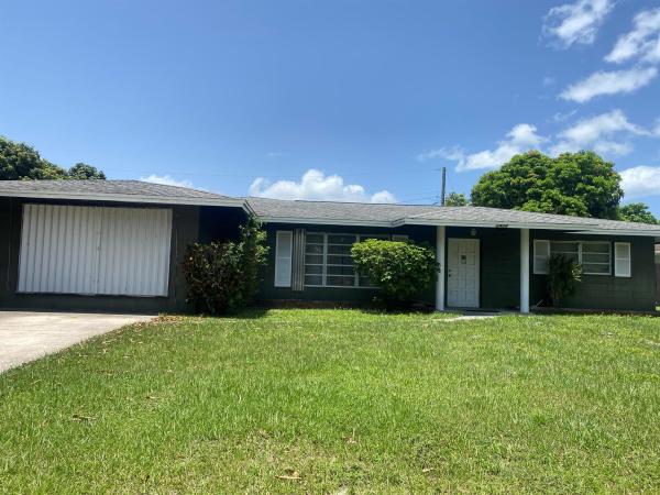 Orange Blossom Estates, 2404 Holiday Ct, Fort Pierce, Florida 34982, image 1