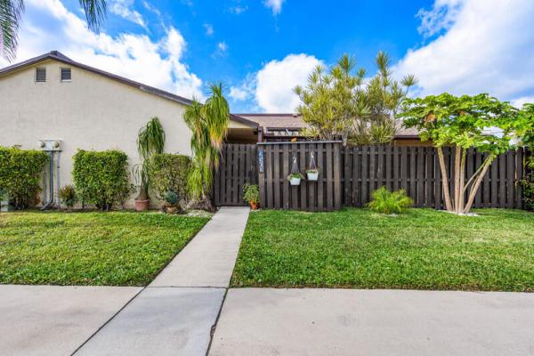 Waterview Estates, 2503 Waterview Cir, Palm Springs, Florida 33461, image 1