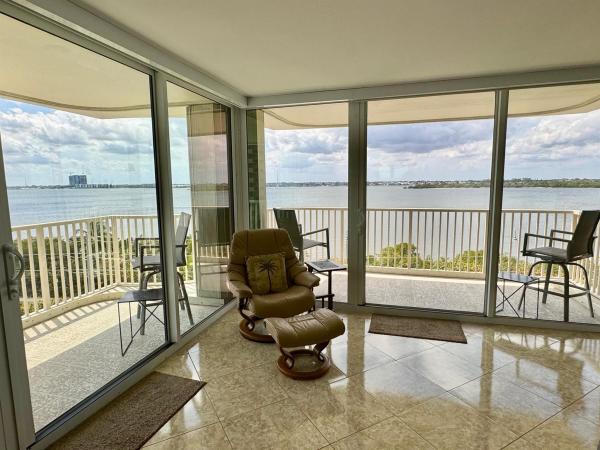 Dunes Towers, 5480 N Ocean Dr #B5c, Riviera Beach, Florida 33404, image 1