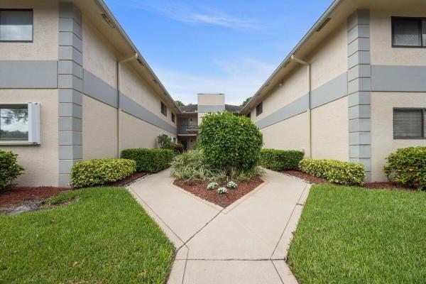 15378 Lakes Of Delray Blvd #15, Delray Beach, Florida 33484, image 1