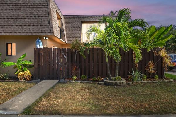 Waterview Estates, 5202 Waterview Cir, Palm Springs, Florida 33461, image 1