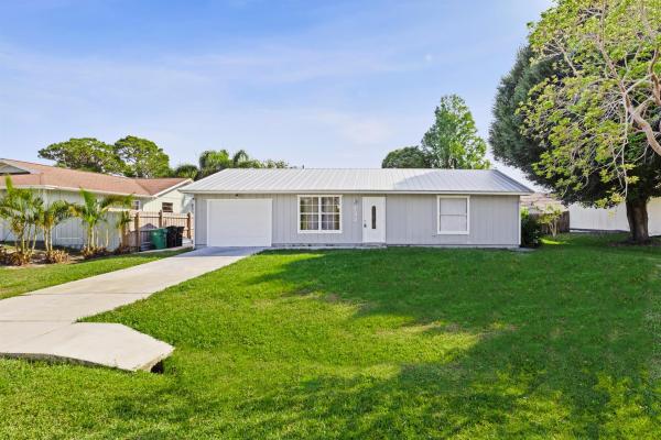 733 SE Academy Ln, Port St. Lucie, Florida 34984, image 1