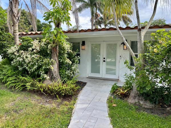 Chevy Chase, 212 Kings Lynn, Delray Beach, Florida 33444, image 1