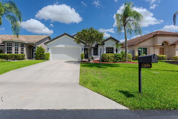 Lake Point, 12686 Coral Breeze Dr, Wellington, Florida 33414, image 1